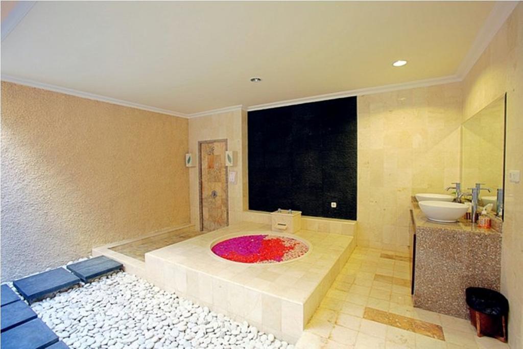 Maxwell Legian Villa חדר תמונה