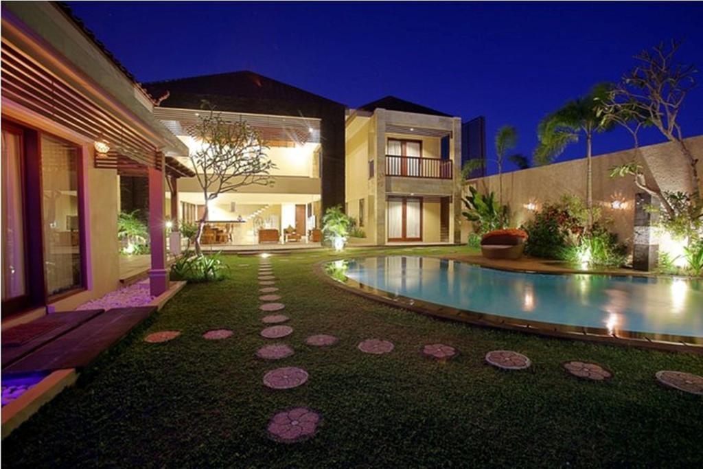 Maxwell Legian Villa חדר תמונה